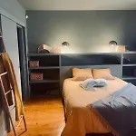 Chambre Dans Maison De Ville Avec Piscine Et Garage En Centre Ville